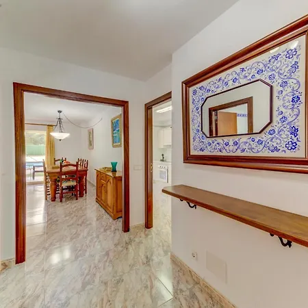 Beautiful Bauza Private Pool Gardens 4 Bedrooms